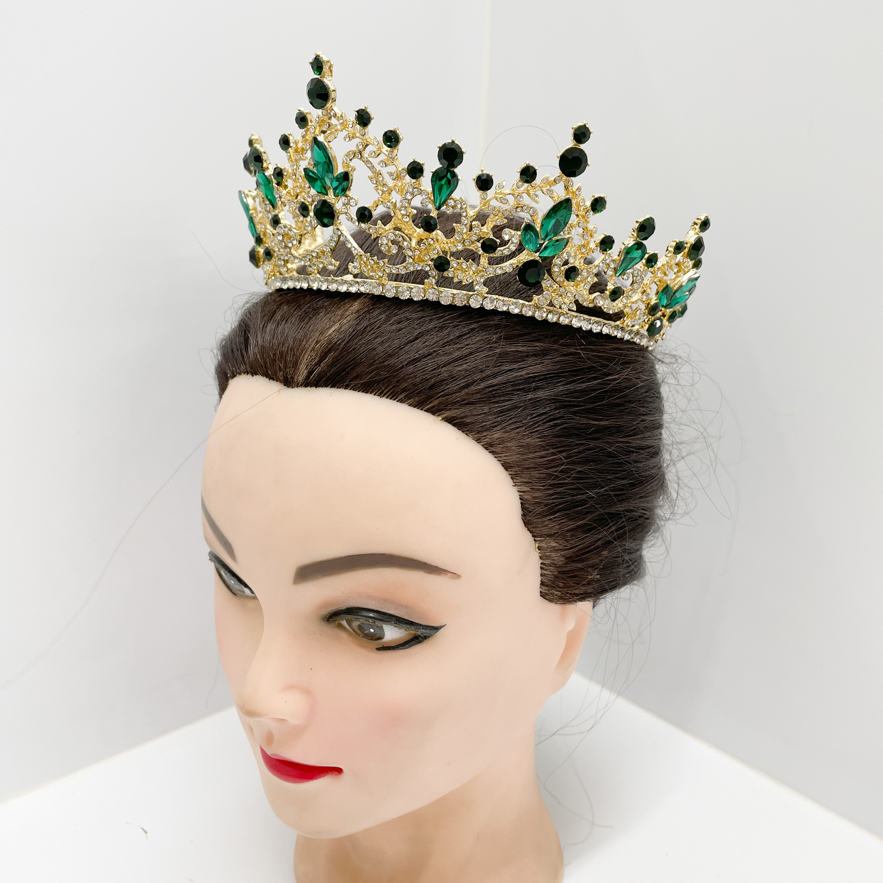 (พร้อมส่ง) เทียร่า 348 สีเขียว งานสวย ปราณีต QCเพชรทุกเม็ด สินค้าพร้อมส่งจากไทย