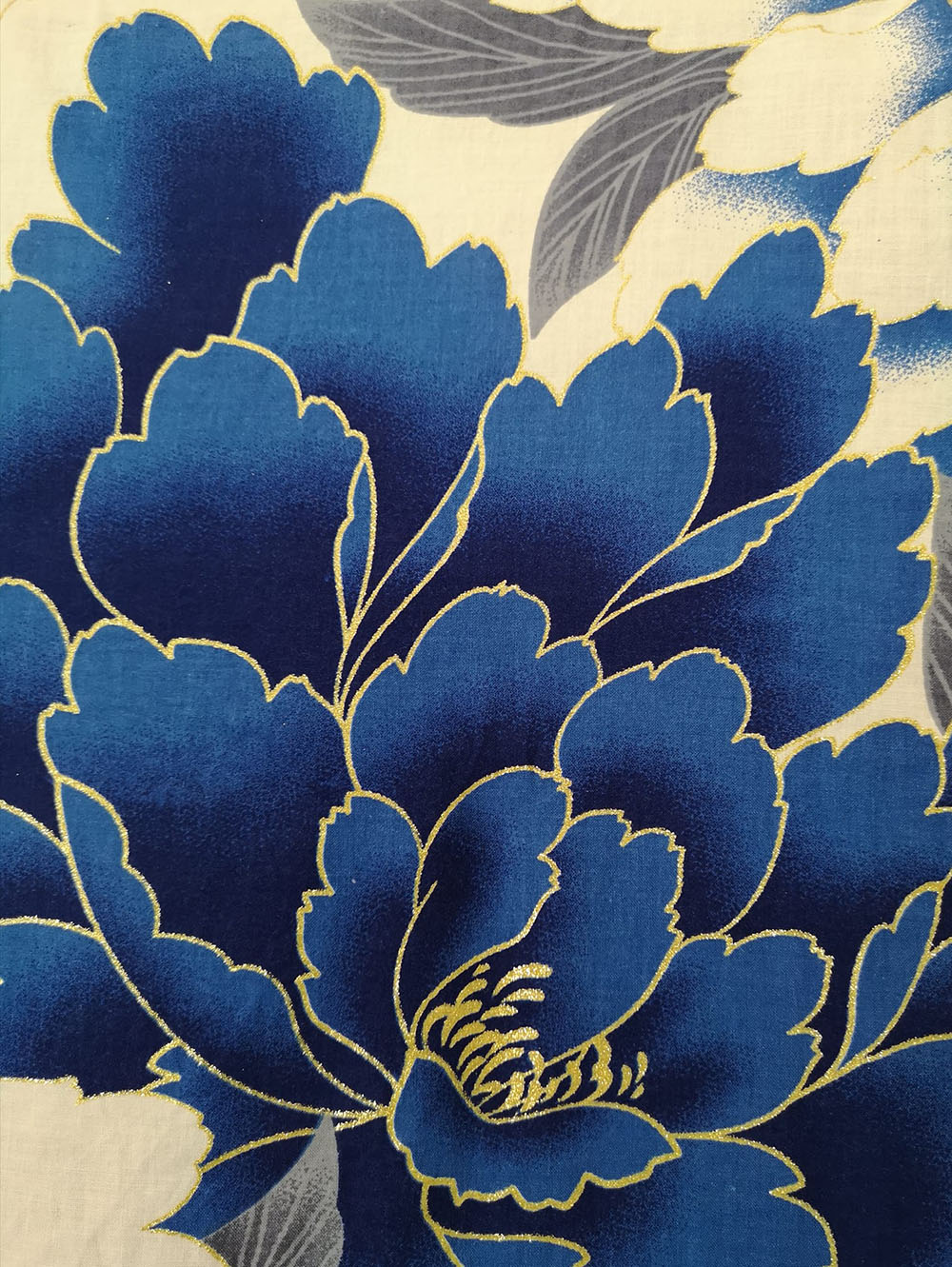 ยูกาตะญี่ปุ่น สีขาวน้ำเงิน 03