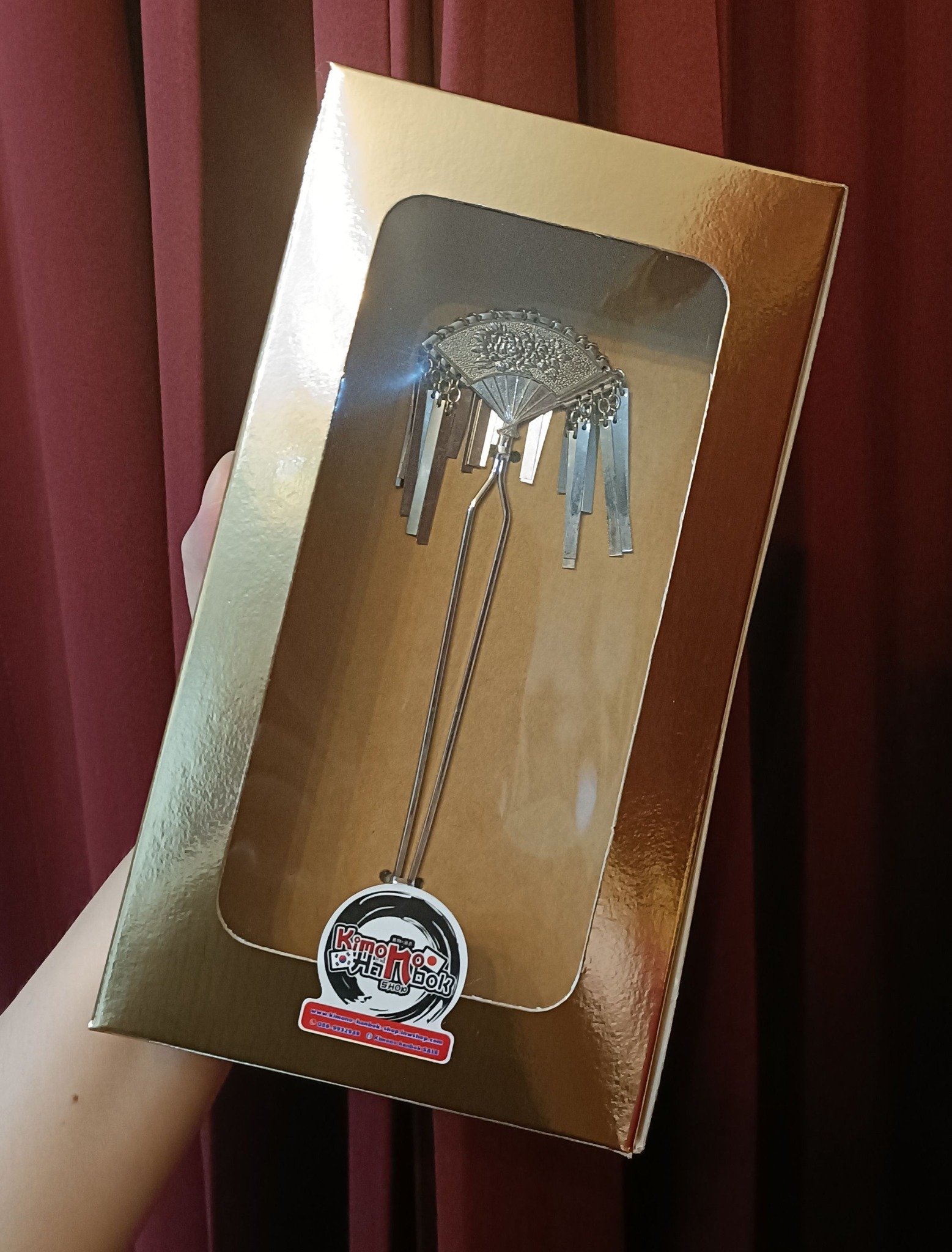 ปิ่นเกอิชาโลหะสีเงิน