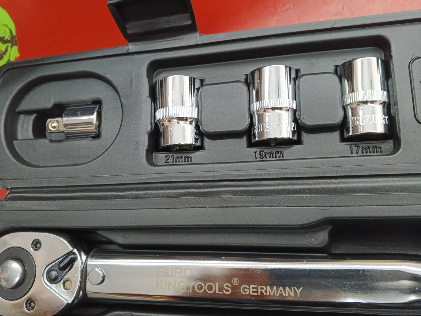 ด้ามขันปอนด์1/2 28-210Nm. EURO KING TOOLS