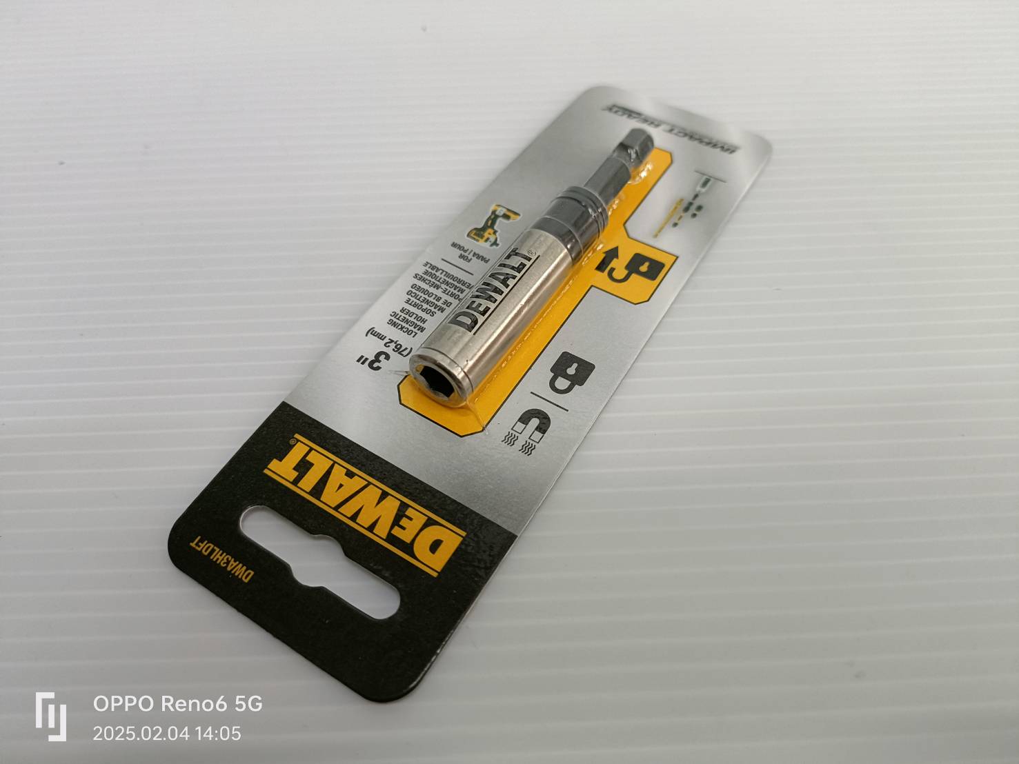 ก้านต่อดอกไขควง1/4 ยาว76มม. DWA3HLDFT DEWALT มีแม่เหล็กในตัว