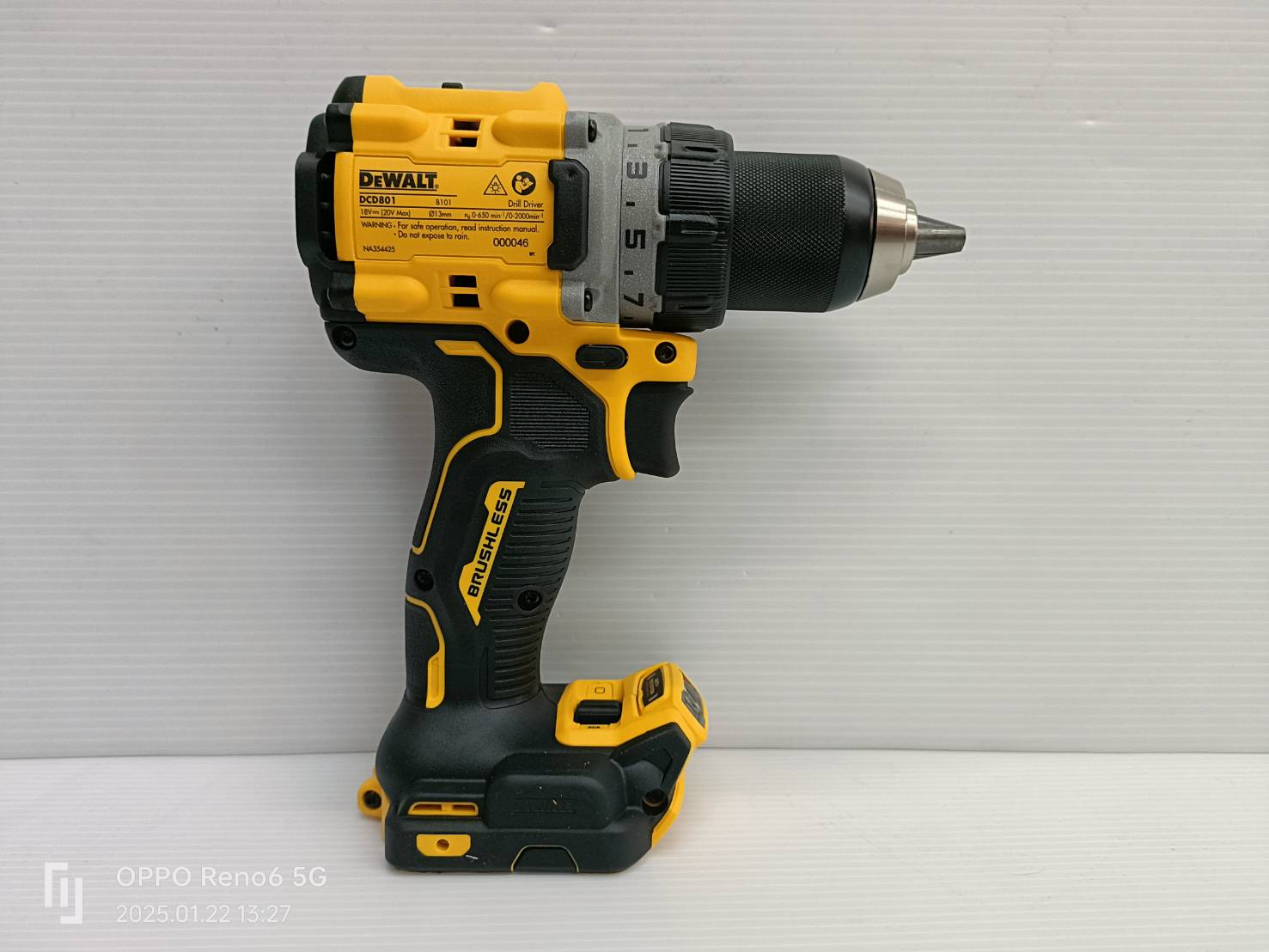 DEWALT สว่านไร้สาย 20V DCD801N-B1 (ตัวเปล่า)