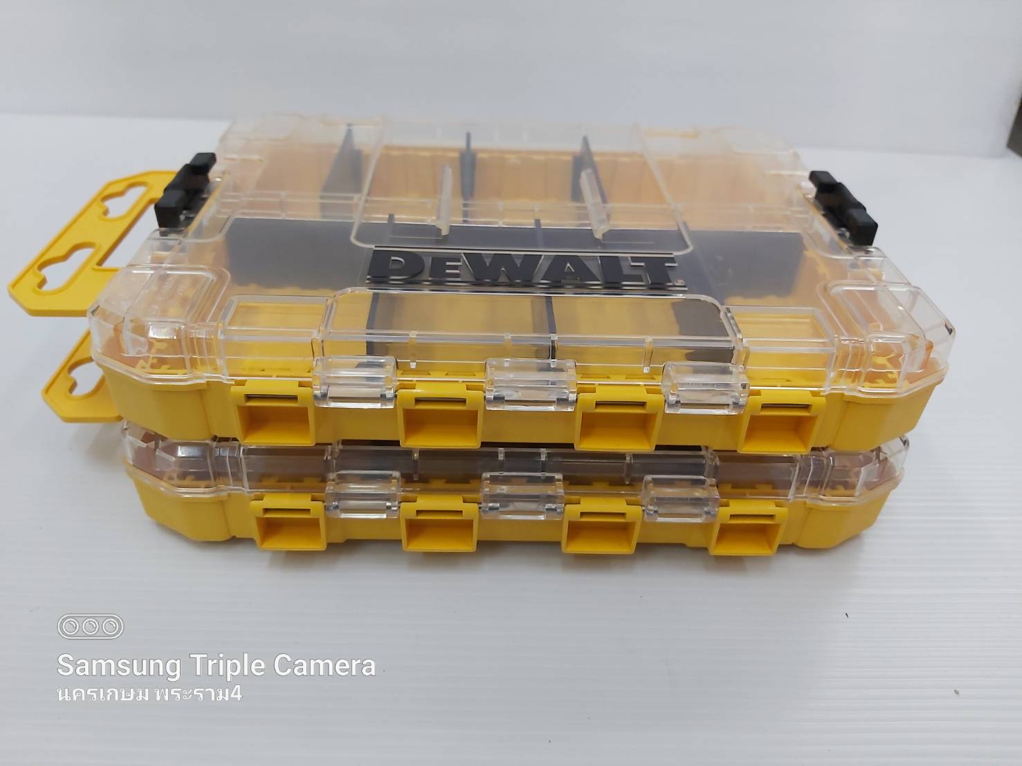 กล่องอุปกรณ์8ช่อง DWAN2190 DEWALT