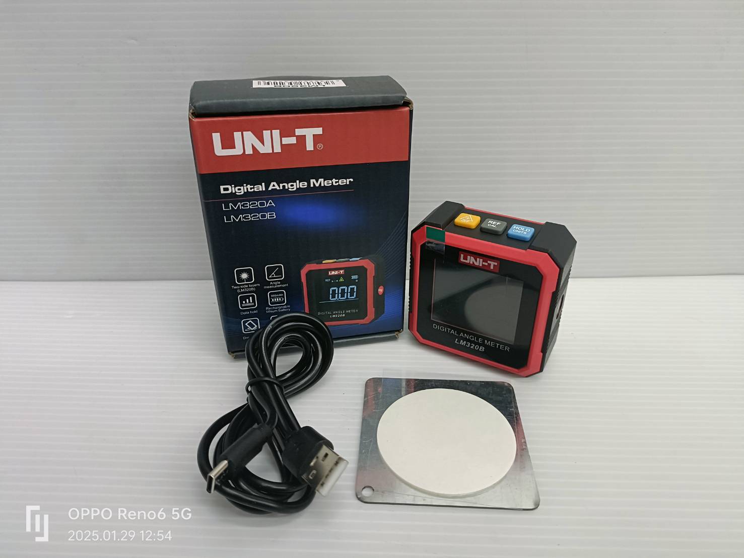 ระดับน้ำดิจิตอลมินิ รุ่น LM320B UNI-T