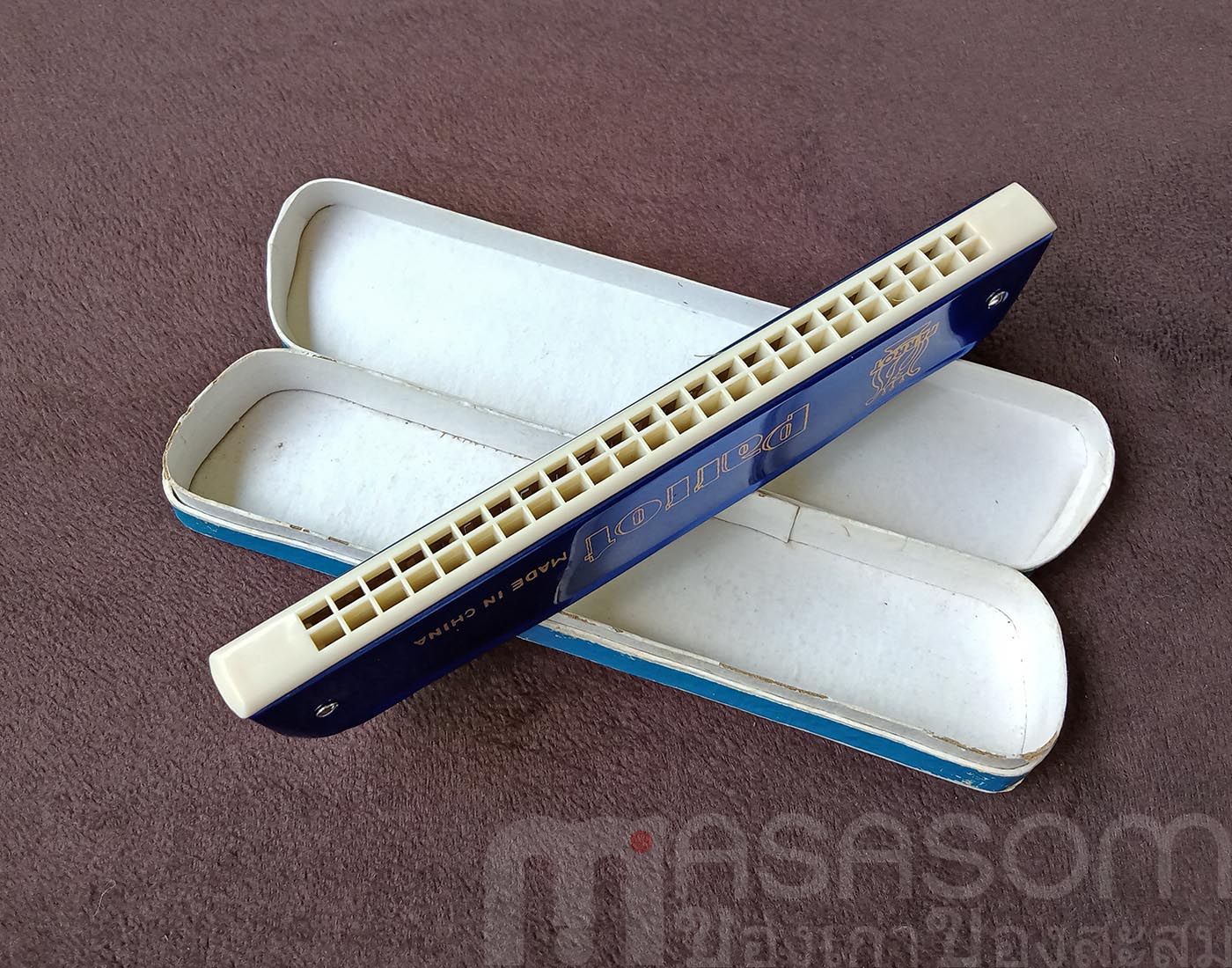 หีบเพลงเป่าหรือ Harmonica