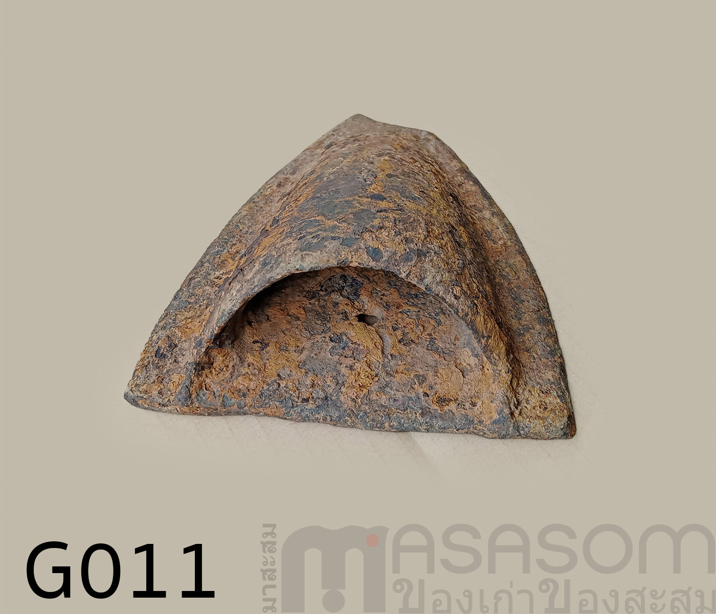 ผาลไถโบราณอายุนับร้อยปี