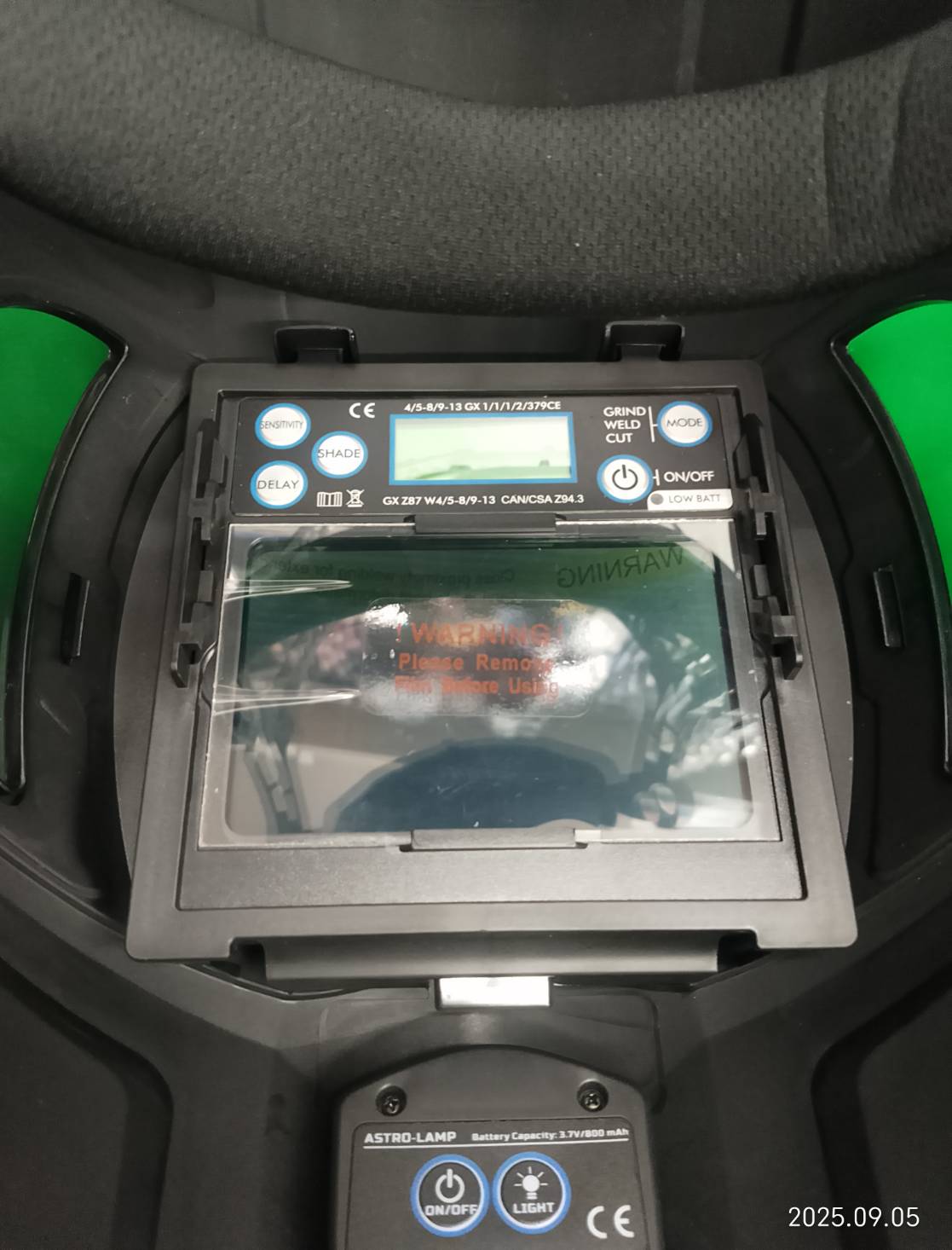 ANDELI หน้ากากปรับแสงอัตโนมัติหน้าจอขนาดใหญ่ มีไฟ LED และมุมมองด้านข้าง MA900VL-AE