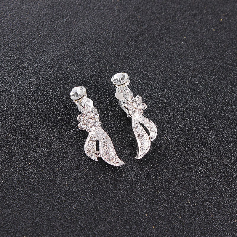 (พร้อมส่ง) สร้อยคอเพชร+ต่างหูแบบหนีบ 002 สร้อยคอเจ้าสาว สร้อยคอใส่ออกงาน สวยหรูดูแพง