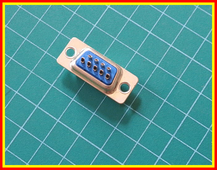 1x DB9 RS232 คอนเน็คเตอร์ตัวผู้ 9 ขา สีน้ำเงิน