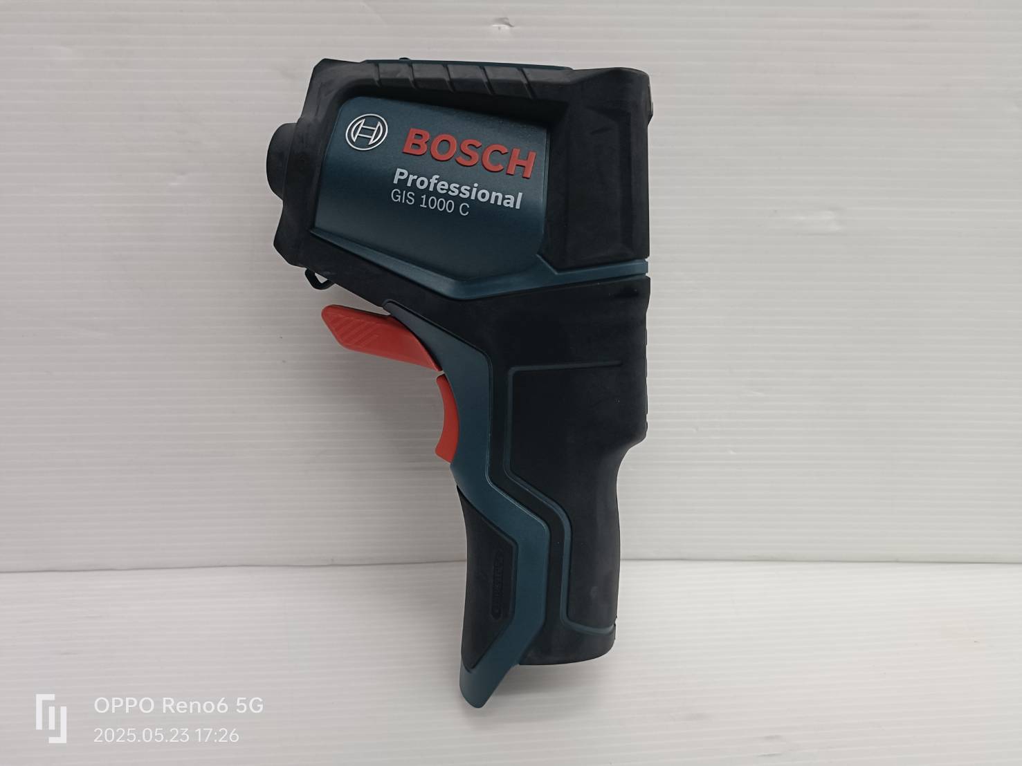 เครื่องวัดอุณหภูมิ GIS1000C BOSCH