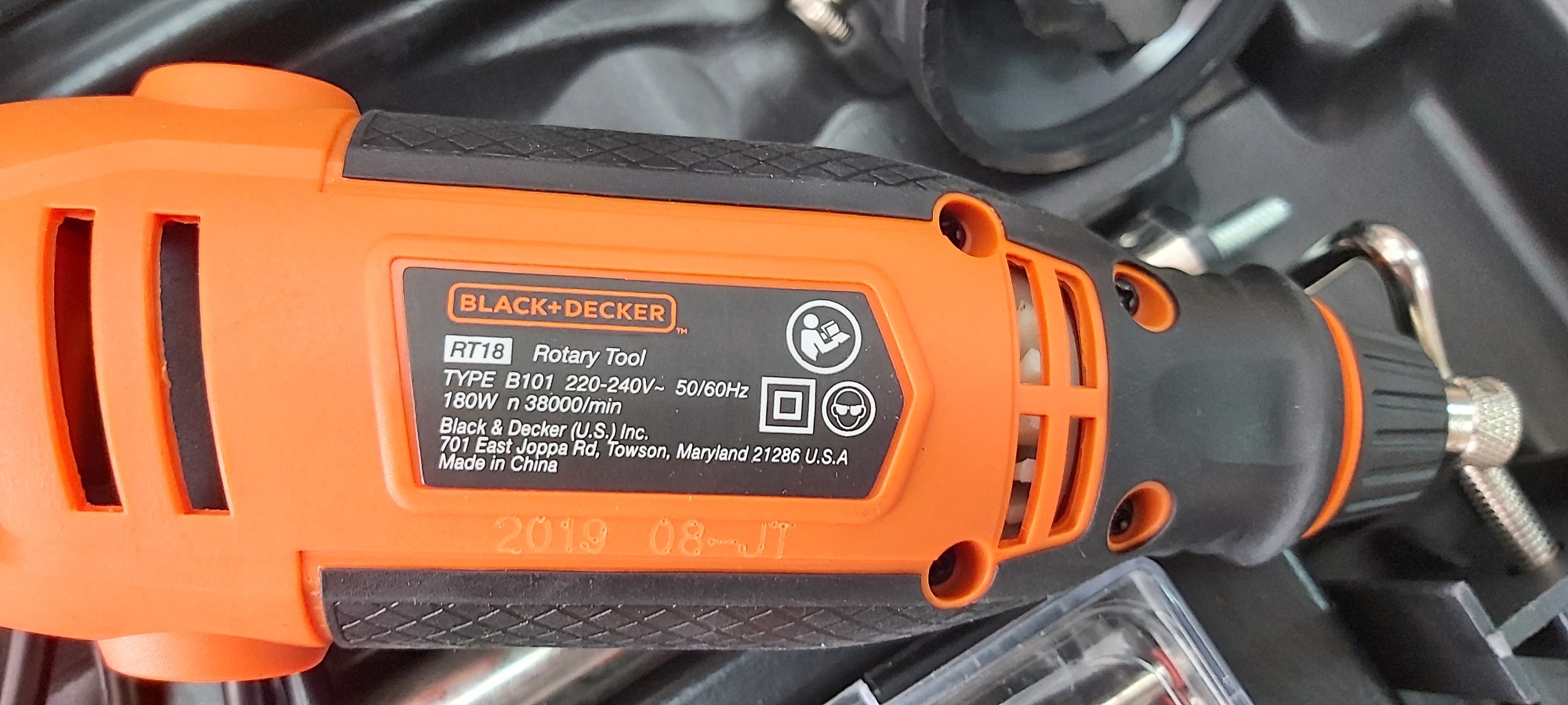 เครื่องเจียรมือไฟฟ้า RT18KA BLACK&DECKER