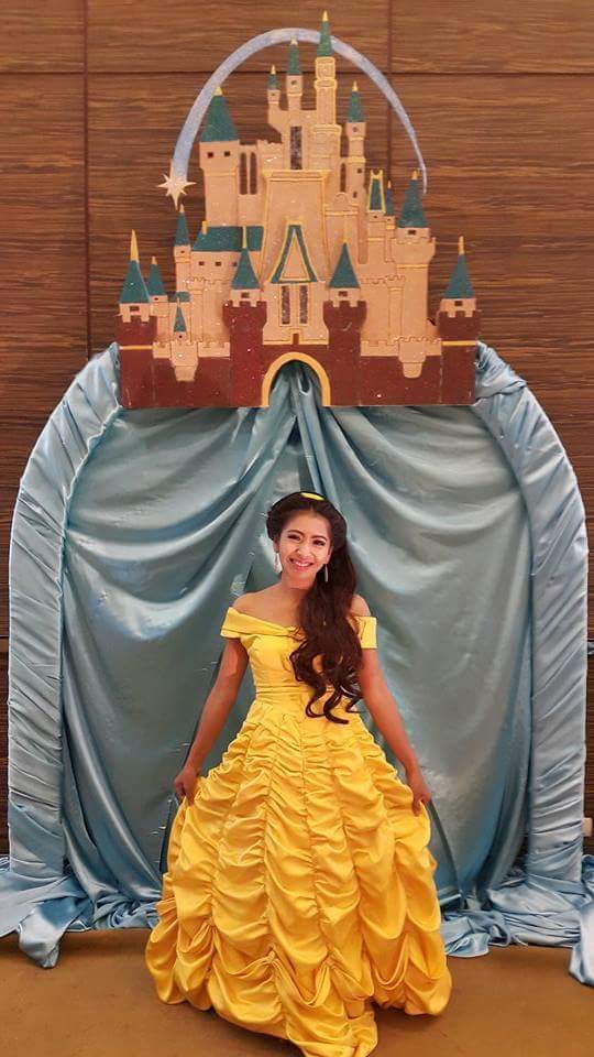 ชุดเจ้าหญิงเบล @ Beauty & the Beast
