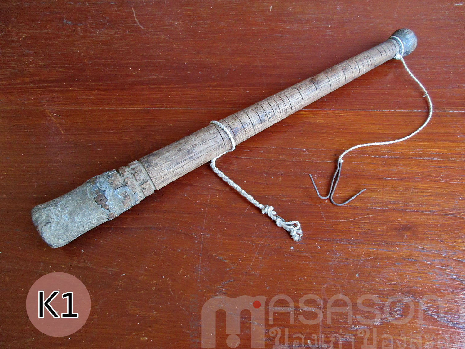 ตาชั่งก้อมโบราณ