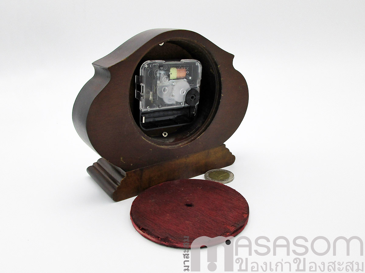 นาฬิกาไม้เก่าธนาคารกรุงไทย