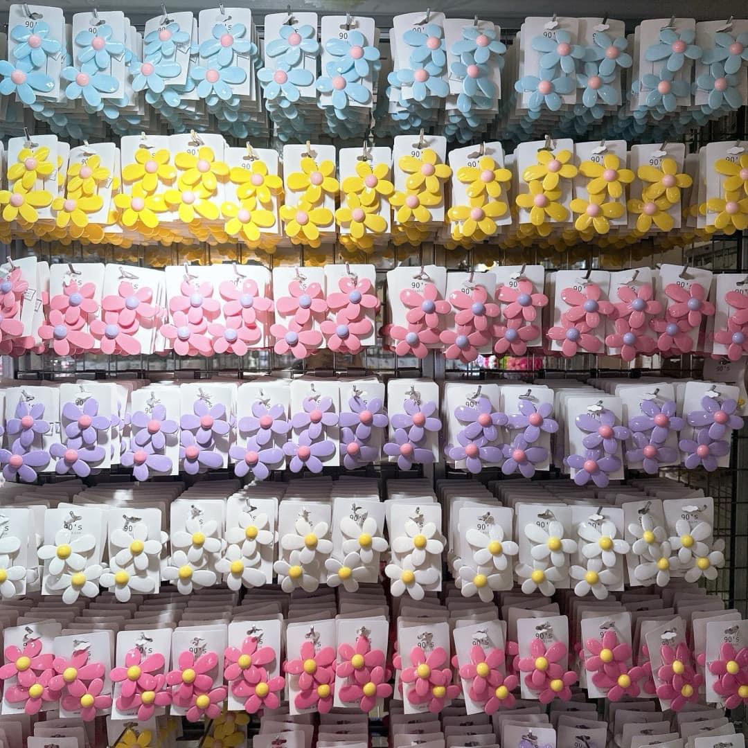 (สินค้าพร้อมส่งจากไทย) กิ๊บดอกไม้ติดผมแบบปากเป็ด สีสันสดใส งานตรงปก มีแบบใหม่เข้าตลอด