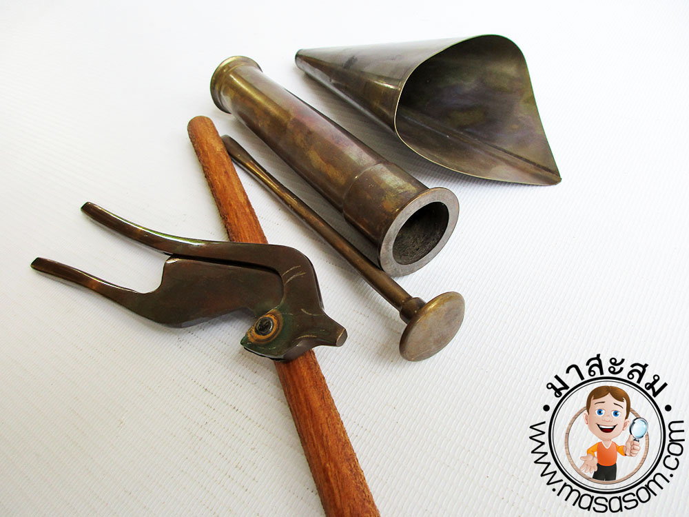 ชุดซองหมากพลูโบราณ