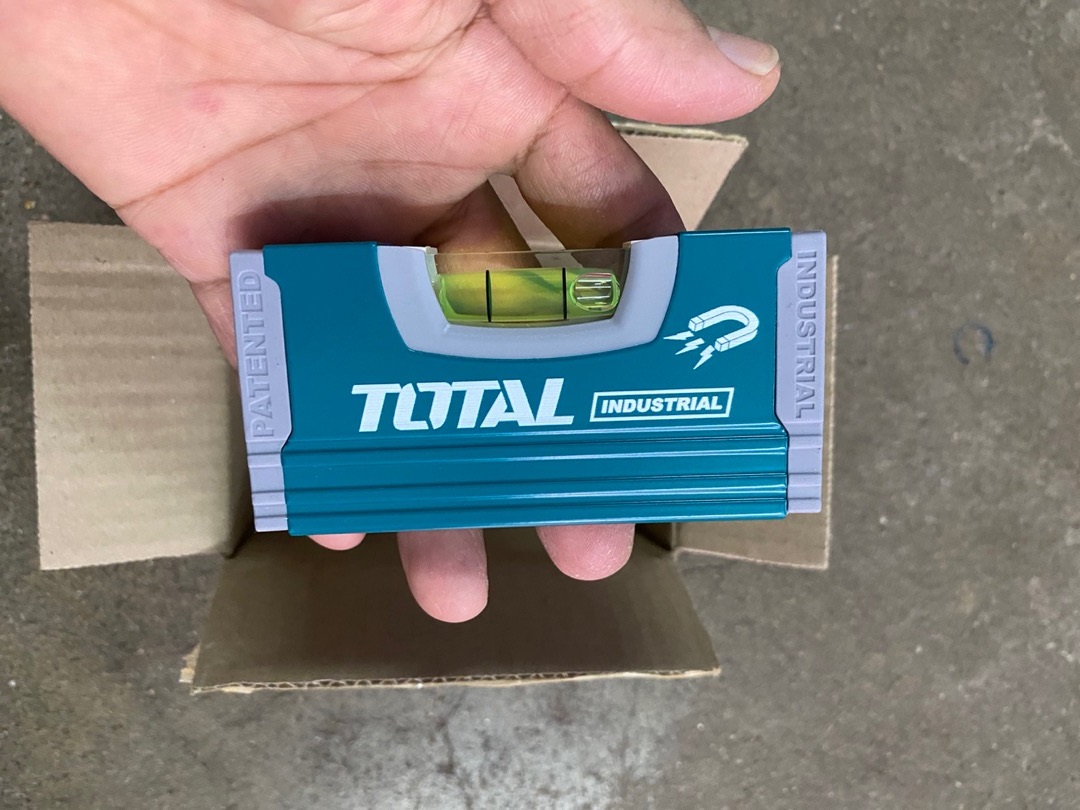 ระดับน้ำ มินิ แม่เหล็ก 10 ซม. รุ่นงานหนัก รุ่น TMT20105M TOTAL