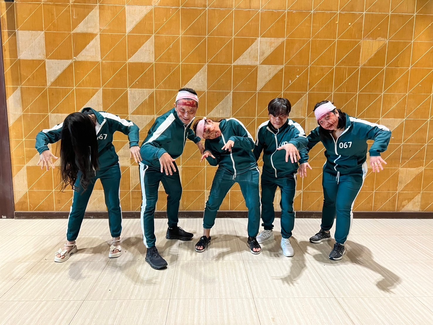 ชุดรองหัวหน้า / ชุดสควิดเกมส์ / squid game