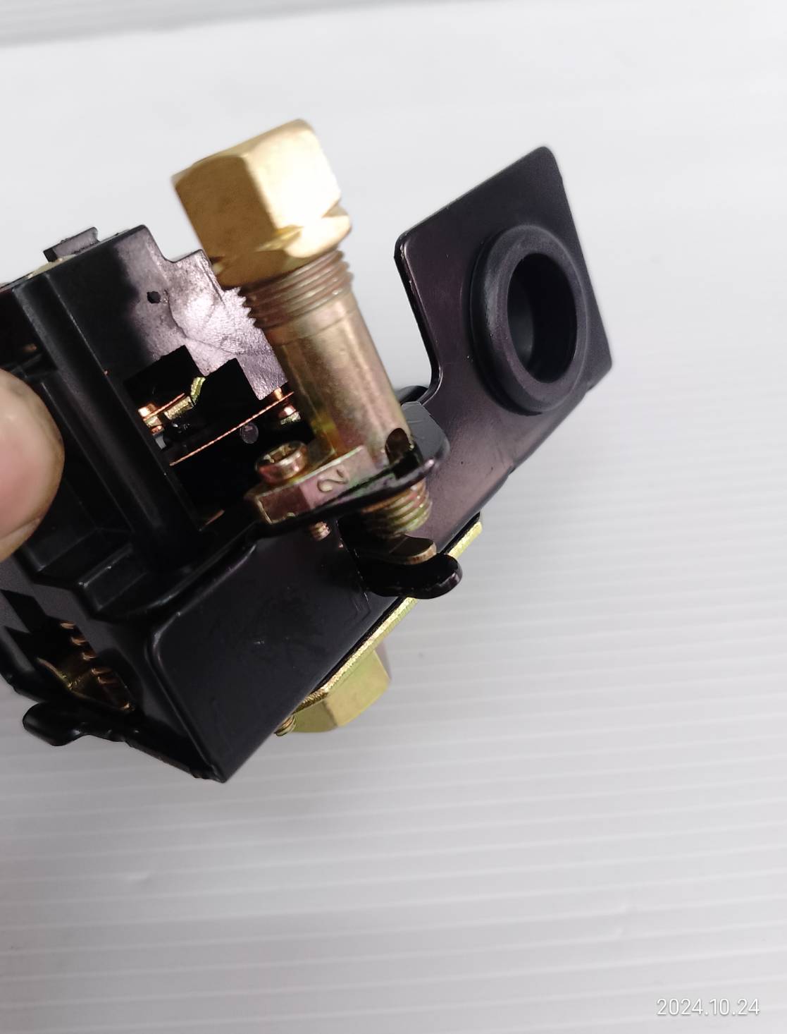 POLO สวิตช์ควบคุมแรงดัน ระบบลม (1 WAY) รุ่น PC-6 ช่วงแรงดัน 20-175 PSI ใช้งานสำหรับปั๊มลม (โปโล)