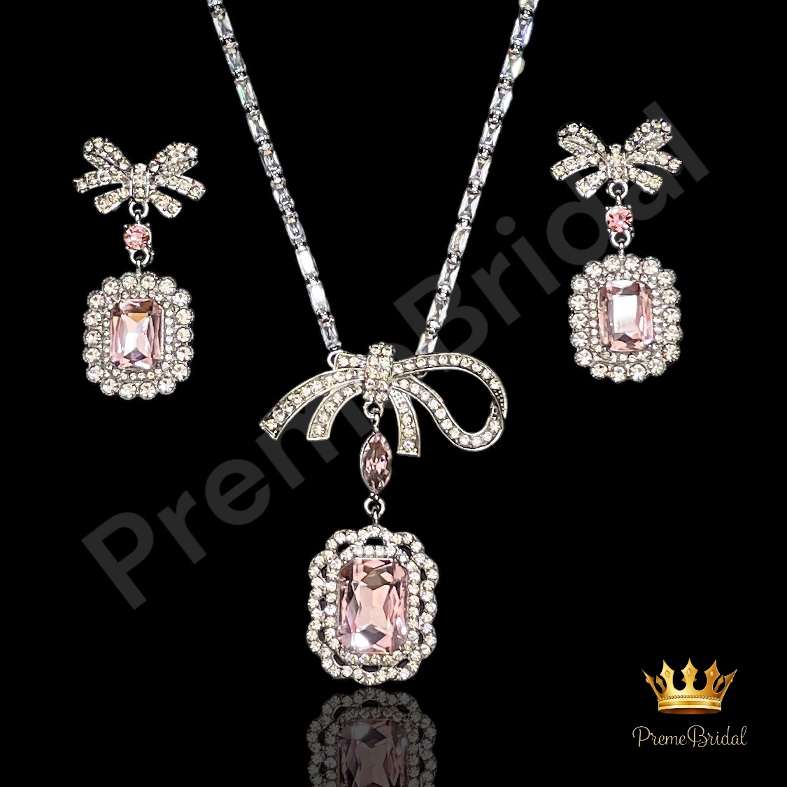 (พร้อมส่ง) สร้อยคอเพชร+ต่างหูแบบเข็ม 015 ใส่ออกงาน สวยหรูดูแพง โบว์สีชมพูหวานมาก