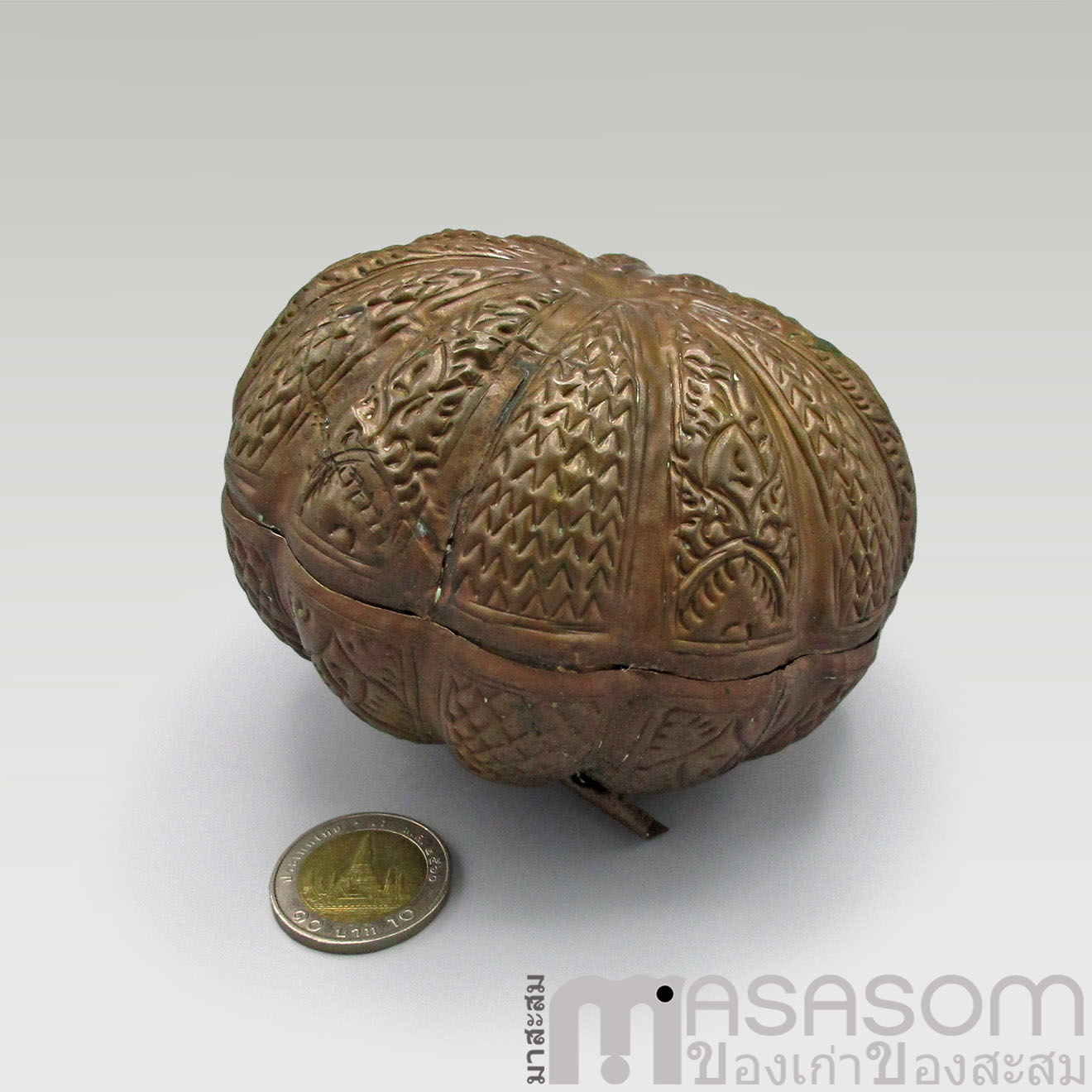 ตลับทองแดงรูปฟักทอง