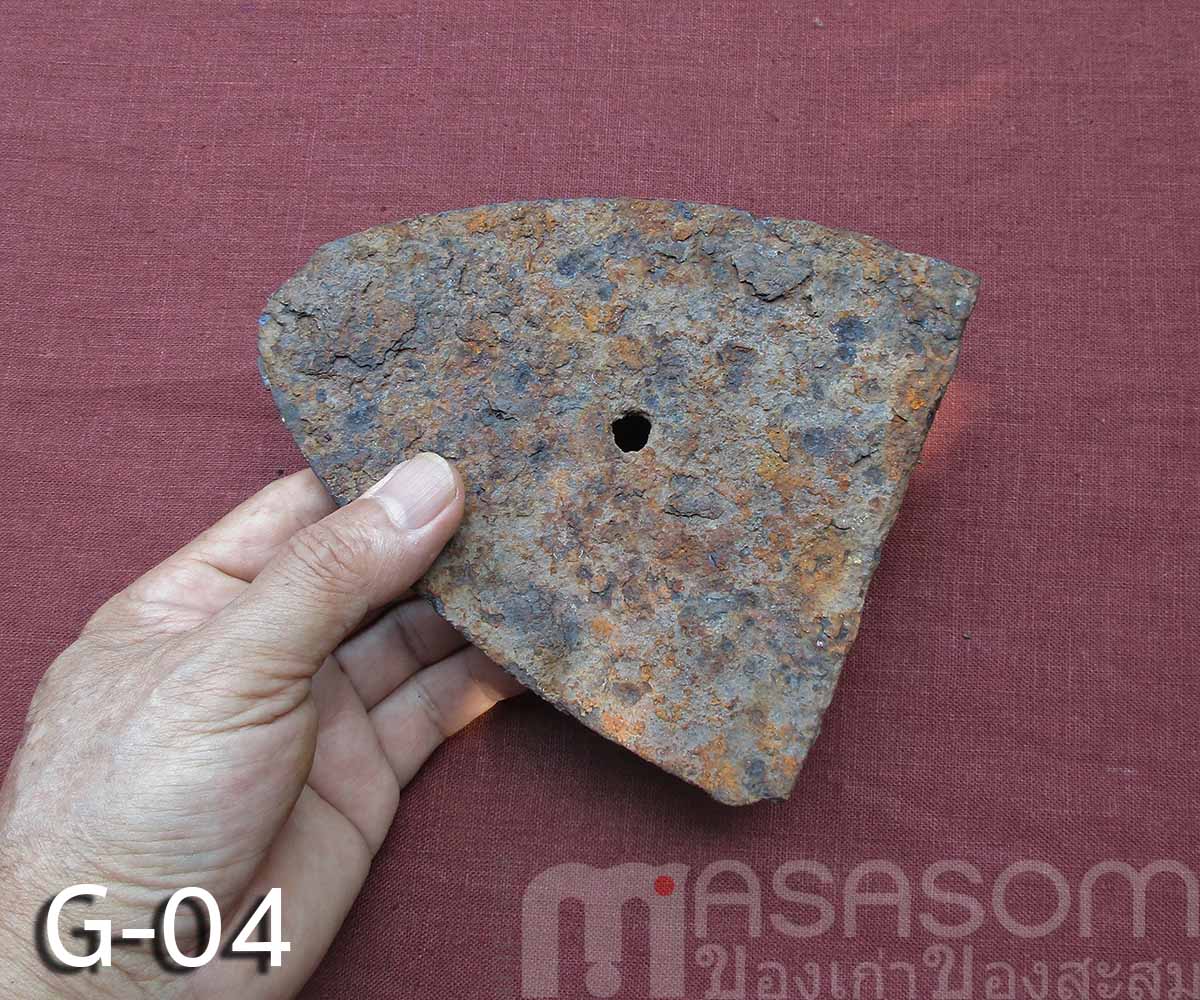 ผานไถโบราณอายุนับร้อยปี