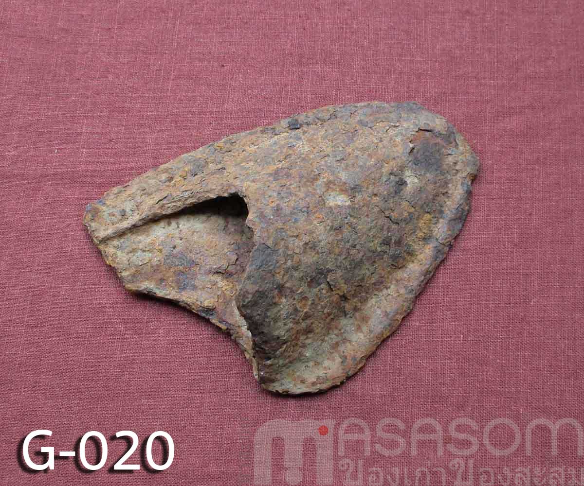 ผานไถโบราณอายุกว่าร้อยปี