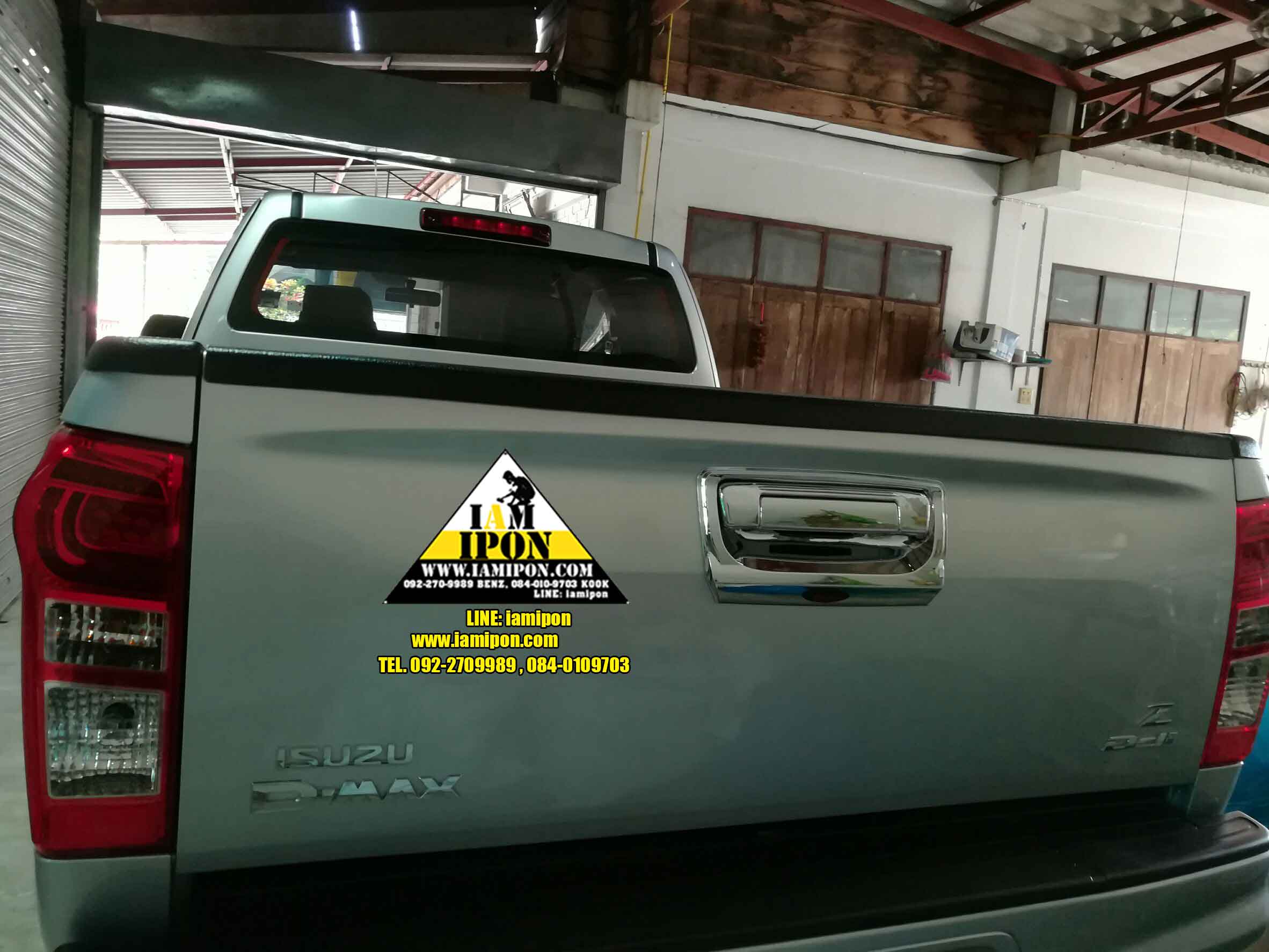 TAIL PLATE HANDLE ISUZU DMAX 2018 CHROMIUM เบ้ารองมือเปิดฝาท้ายโครเมียมอีซุซุดีแม็ก 2018