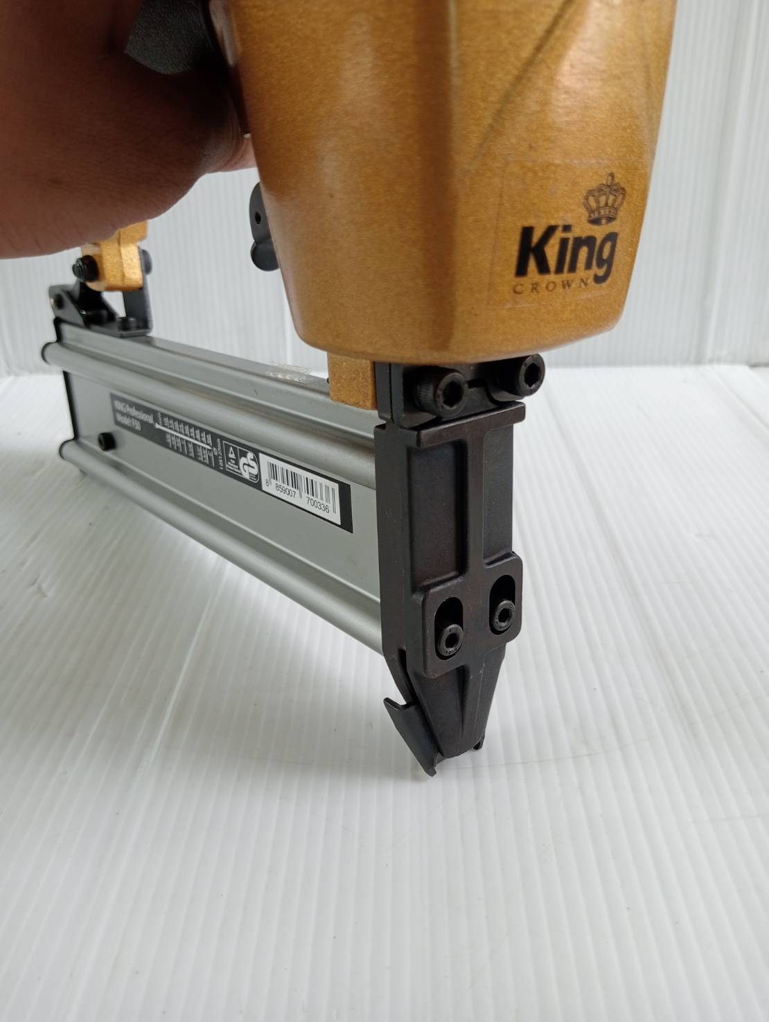 แม็กยิงตะปูลม ขาเดี่ยว F-50 King