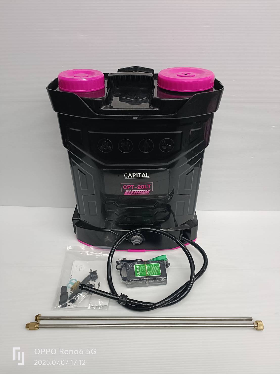 เครื่องพ่นยาแบตเตอรี่ 20ลิตร CPT-20LT CAPITAL