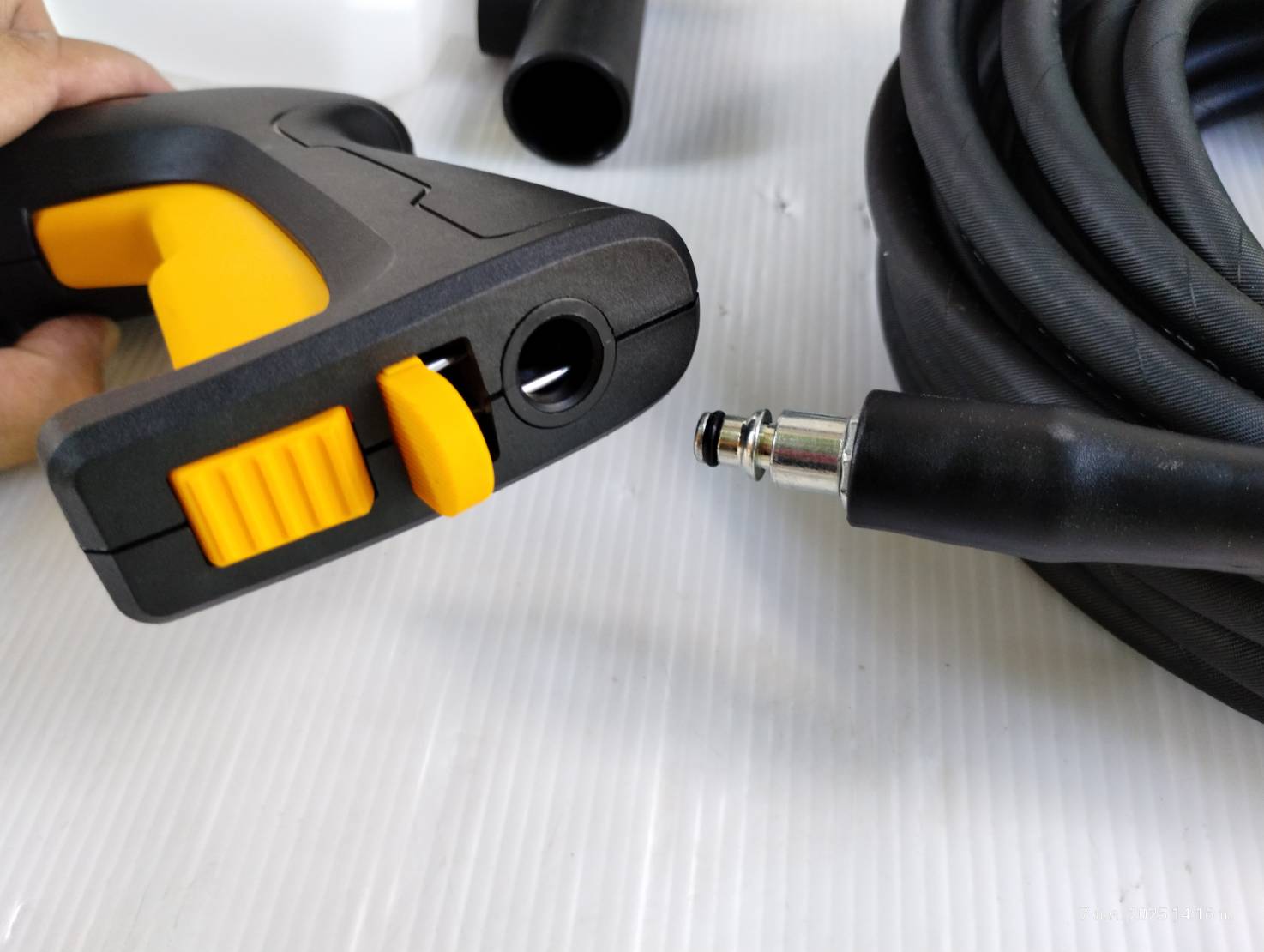 เครื่องฉีดน้ำแรงดันสูง รุ่น X1 VALU