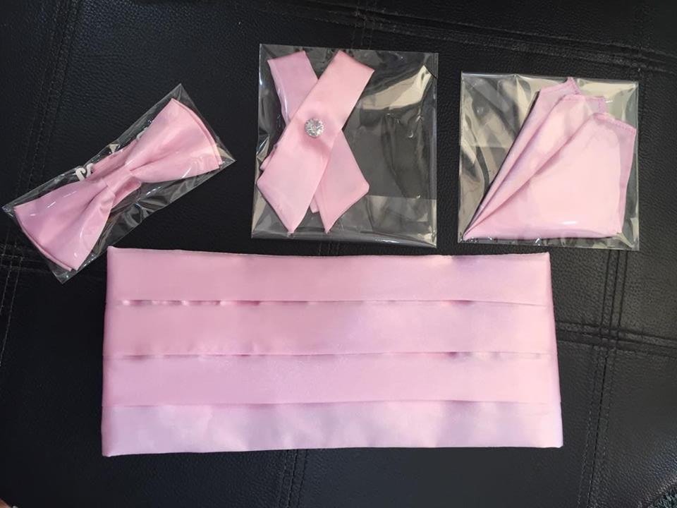 (พร้อมส่ง) เครื่องประดับTUXEDO สีชมพู