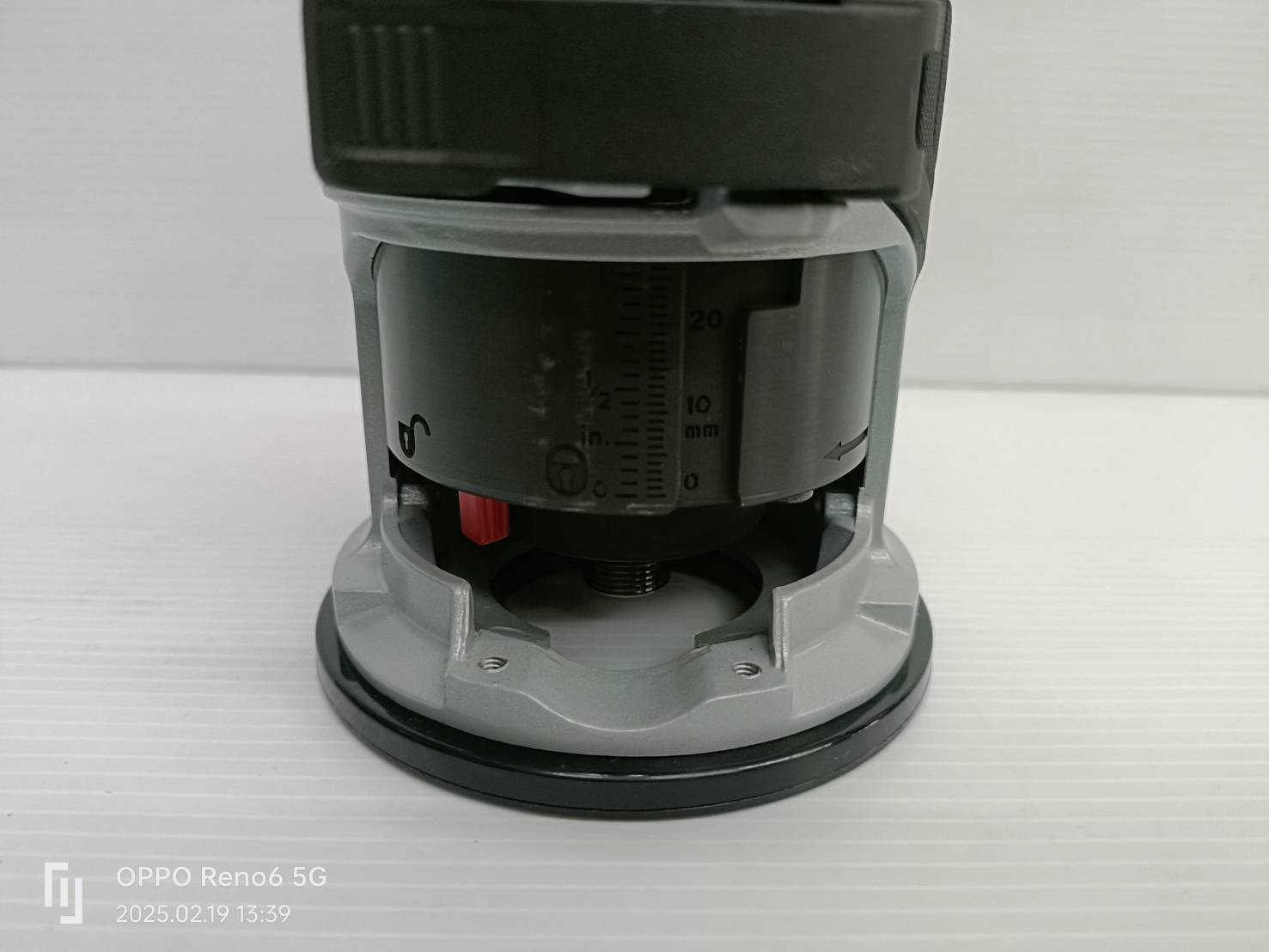 BOSCH GKF18V-8 Professional เครื่องเซาะร่อง18V