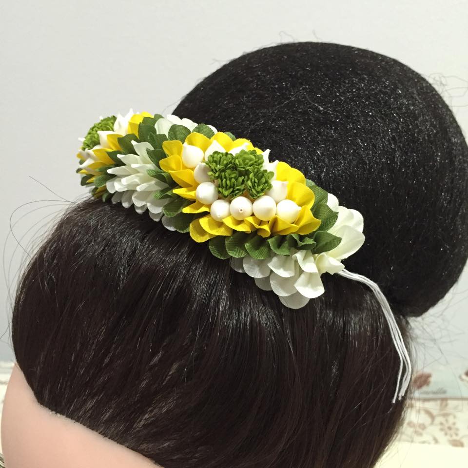 มาลัยคุณหญิง สีเหลือง บรรจุ 1 ชิ้น ความยาว 5 นิ้ว