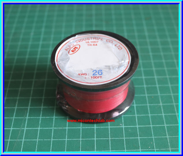 1x สายไฟเบอร์ AWG#26 สีแดง ยาว 30 เมตร (100ฟุต)