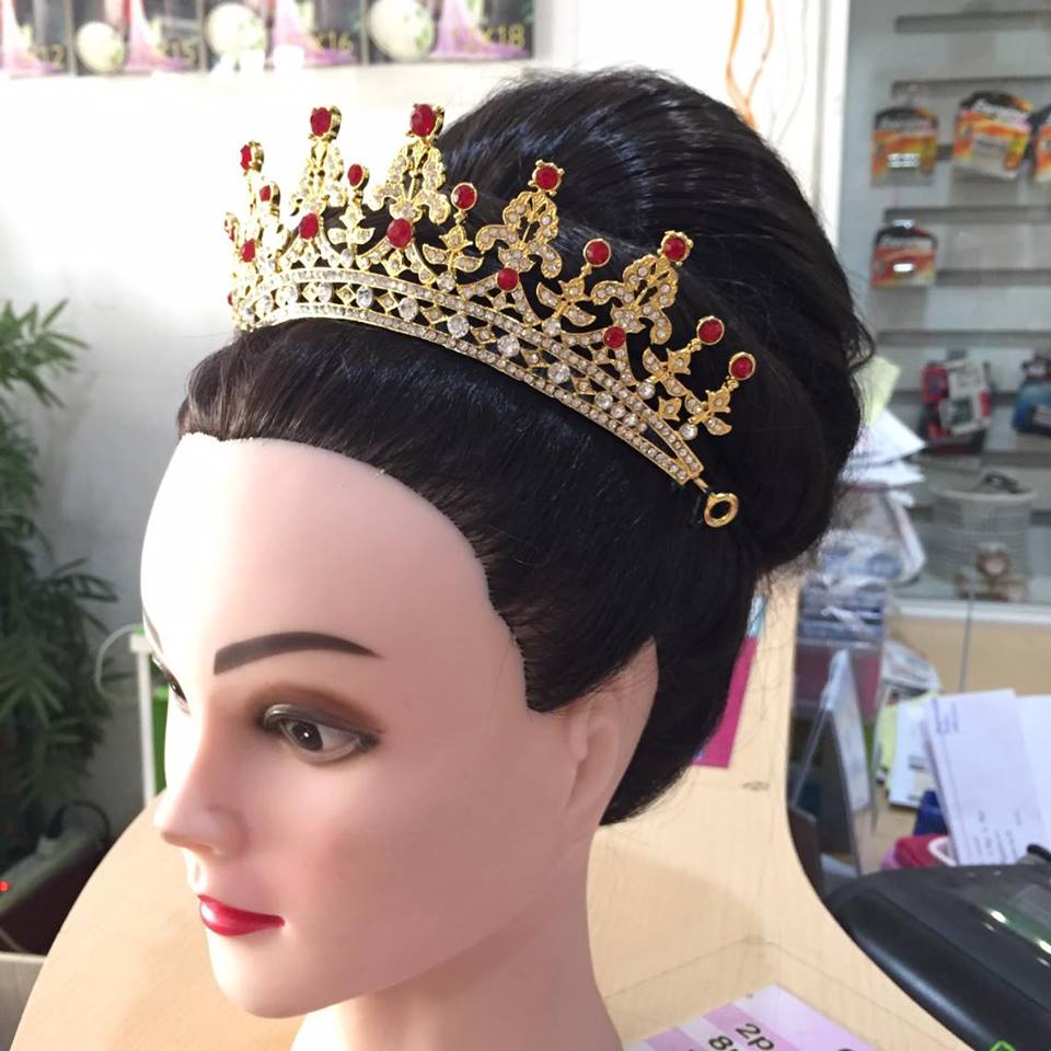 (พร้อมส่ง) เทียร่า 016 แดง มงกุฎนางงาม มงกุฎเจ้าหญิง งานสวย ปราณีต QCเพชรทุกเม็ด สินค้าพร้อมส่งจากไทย