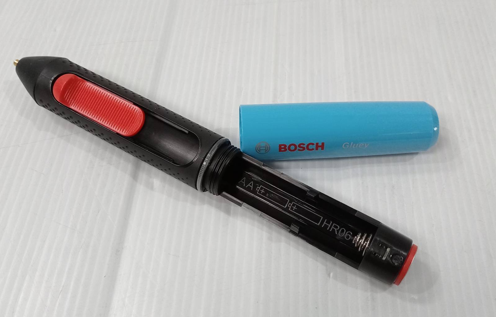 ปากกายิงกาวร้อนไร้สาย Gluey BOSCH สีฟ้า Lagoon