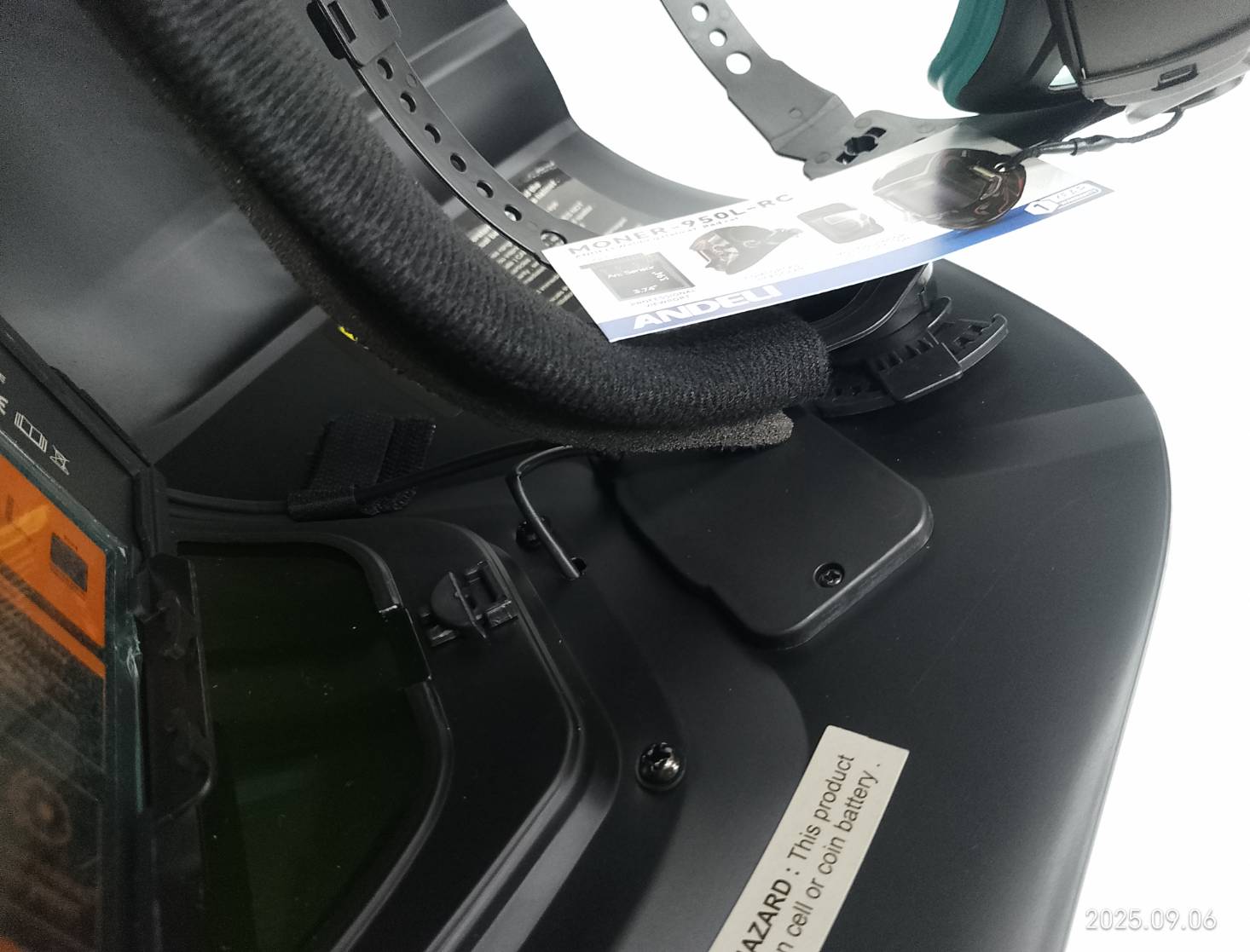 ANDELI หน้ากากเชื่อมอัตโนมัติ ให้สีจริง ปรับเฉดได้ พร้อมไฟ LED ทันสมัยแบตเตอรี่ชาร์จไฟได้ MONER-950L 142-1031