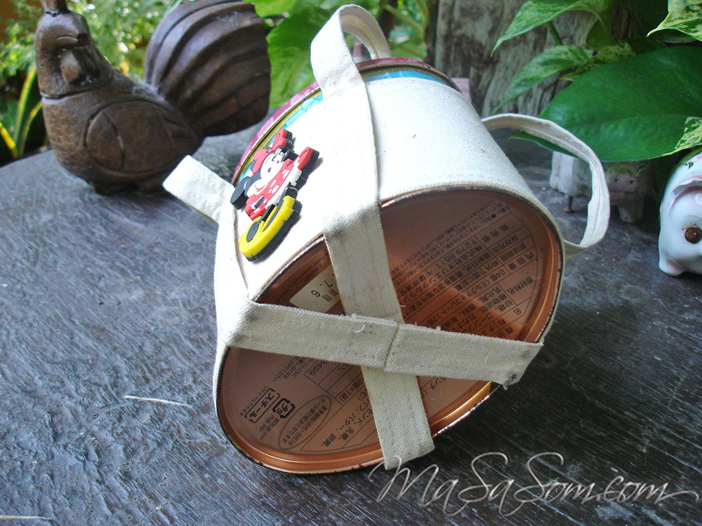 กระเป๋ากระป๋องช็อกโกแลต