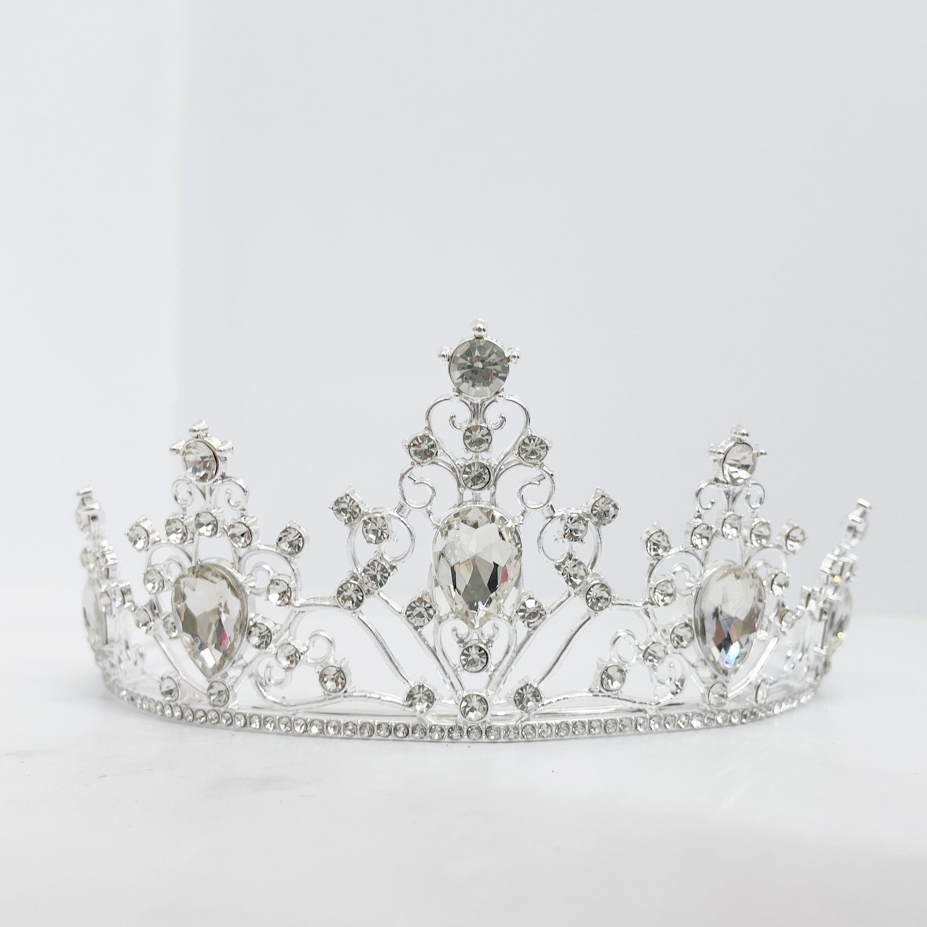 (พร้อมส่ง) เทียร่า 319 สีเงิน มงกุฎนางงาม มงกุฎเจ้าหญิง งานสวย ปราณีต QCเพชรทุกเม็ด สินค้าพร้อมส่งจากไทย