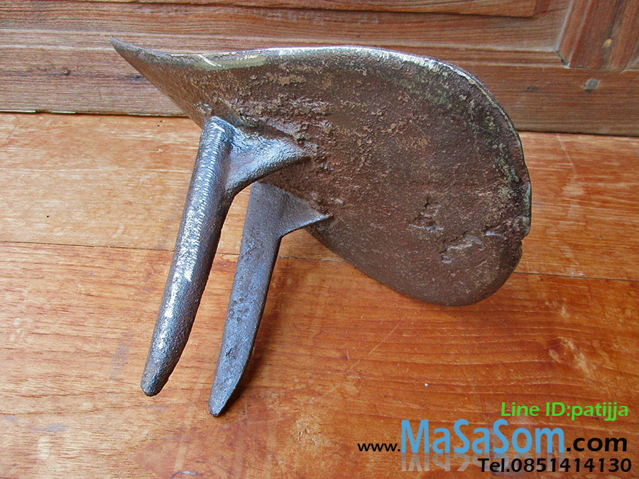 ผานไถโบราณชิ้นบน F3