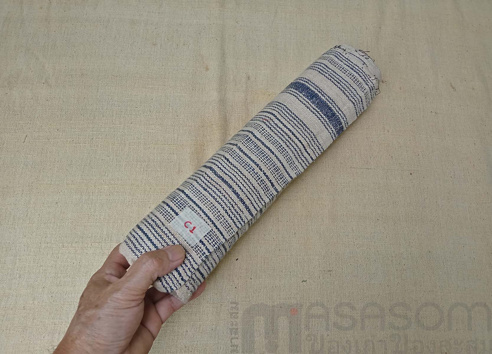 ผ้าใยกัญชงทอมือ