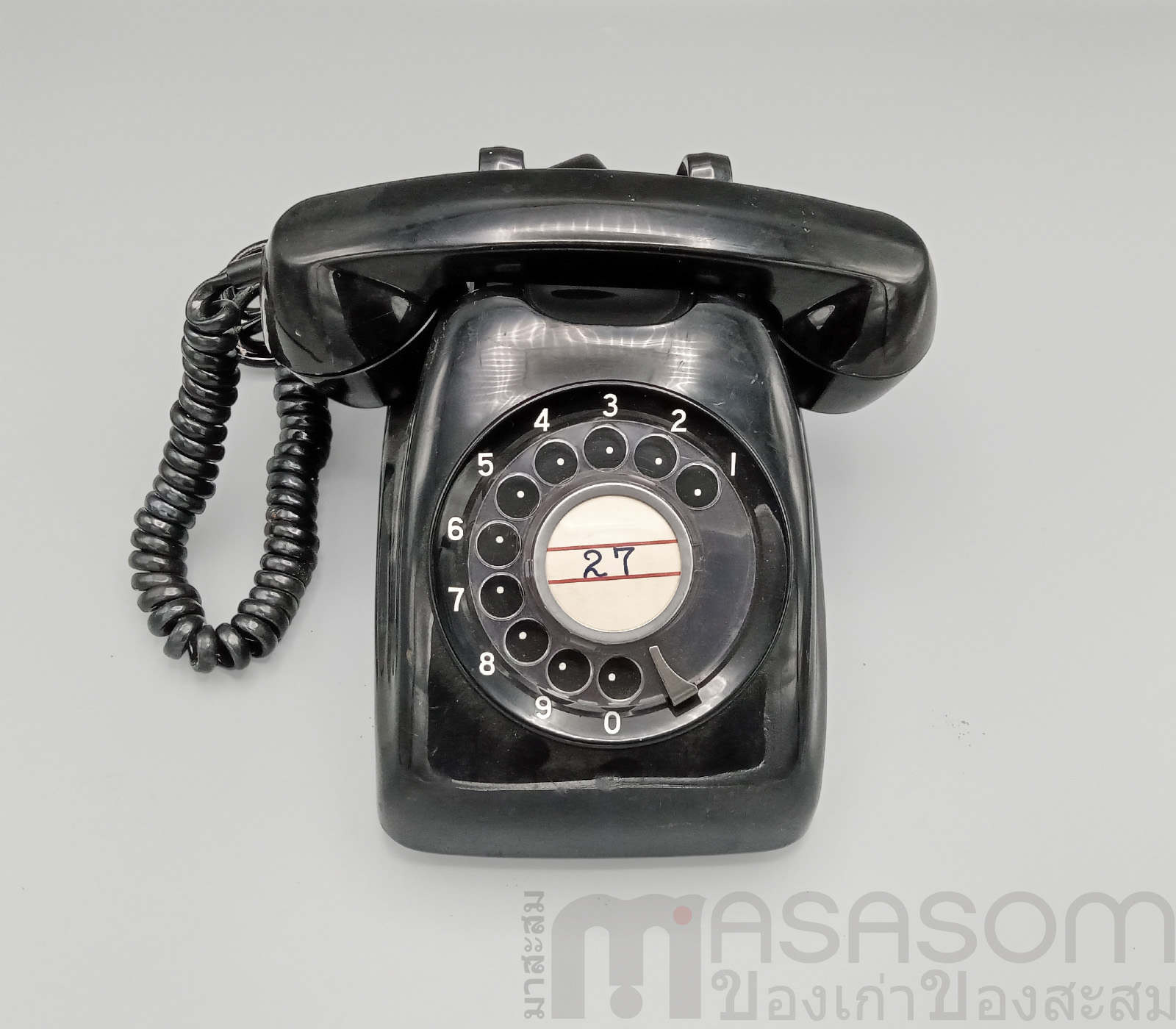 โทรศัพท์แบบหมุนสีดำ