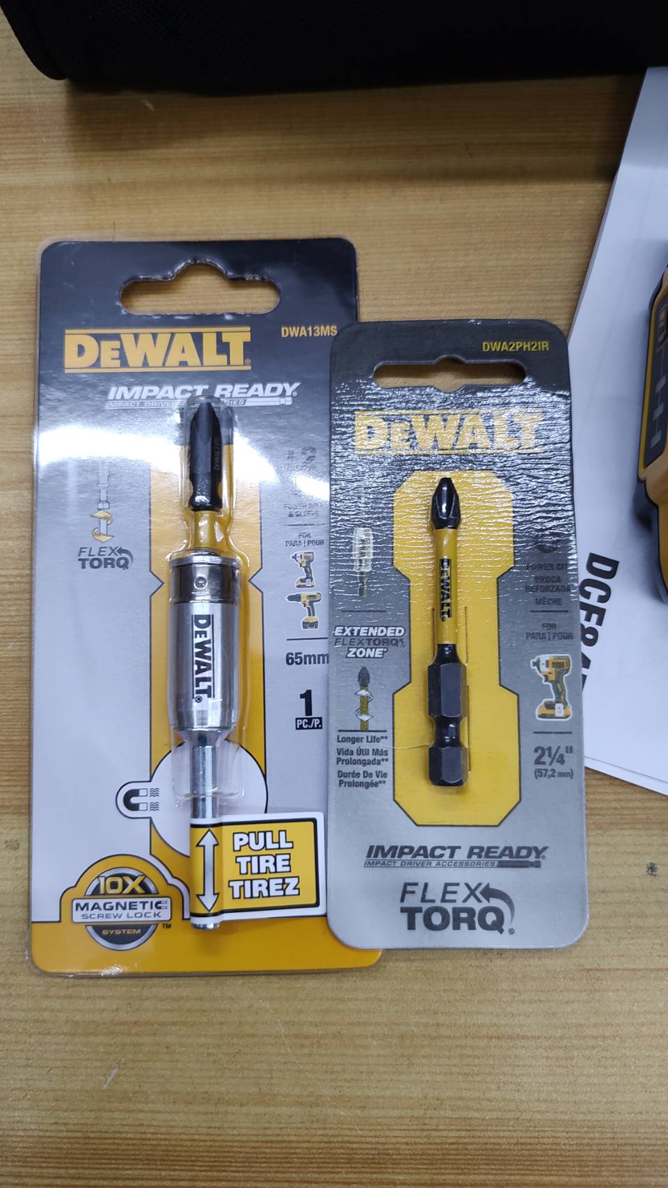 DEWALT รุ่น DCF845D1A-B1 ไขควงกระแทก XR 20V Max พร้อมแบตเตอรี่ 2.0AH