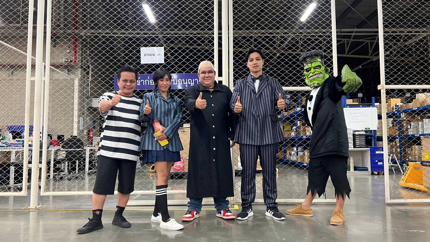 ชุดลุงเฟสเตอร์ / ชุด Uncle Fester / ชุดอดัม แฟมิลี่ / ชุด Addams Family