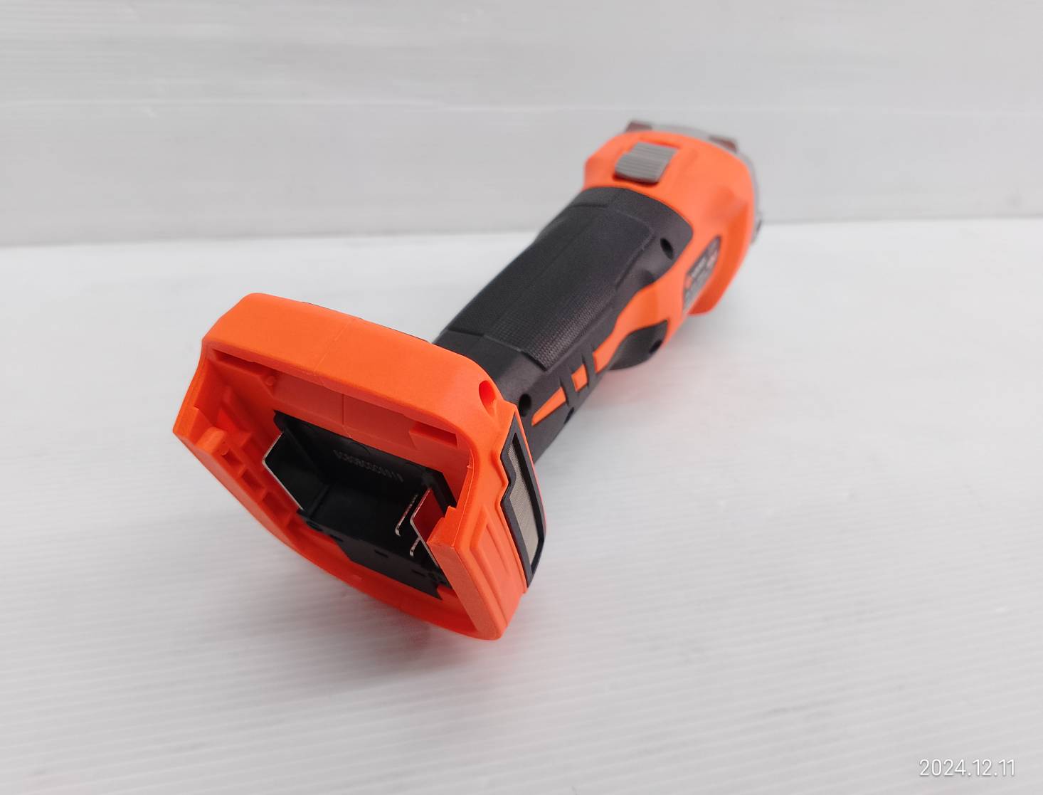 หินเจียร4" ไร้สาย ไร้แปรงถ่าน INF-4AGBL PUMPKIN