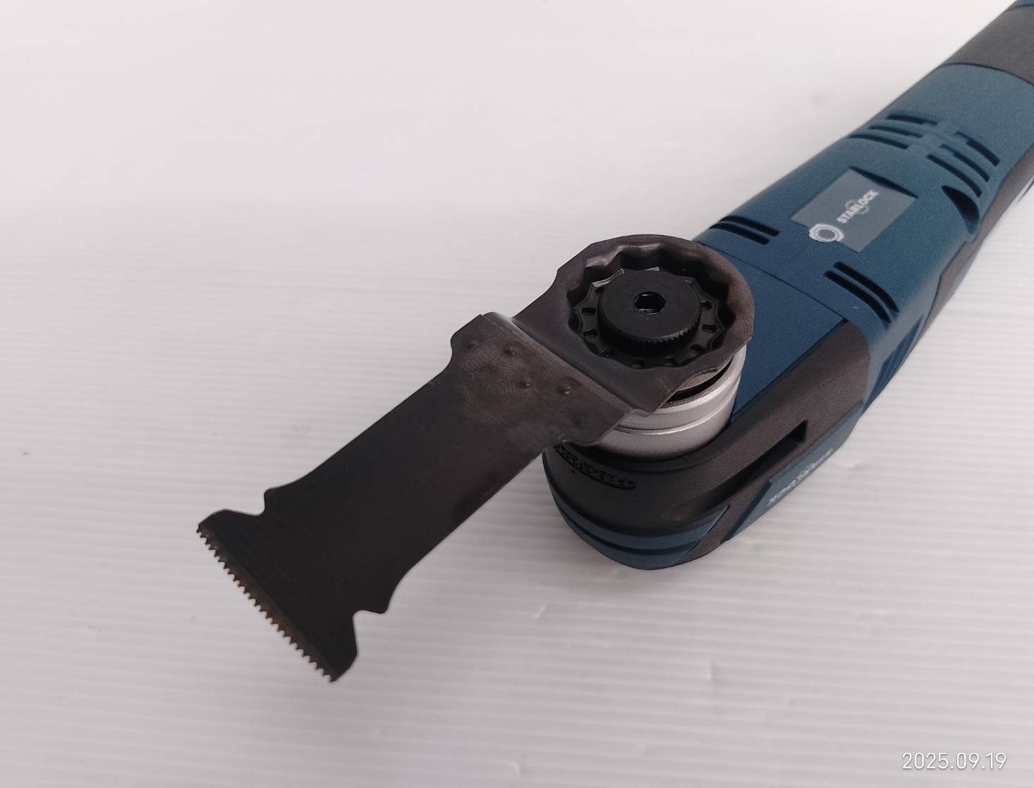 มัลติทูลไร้สาย GOP12V-28 BOSCH SOLO