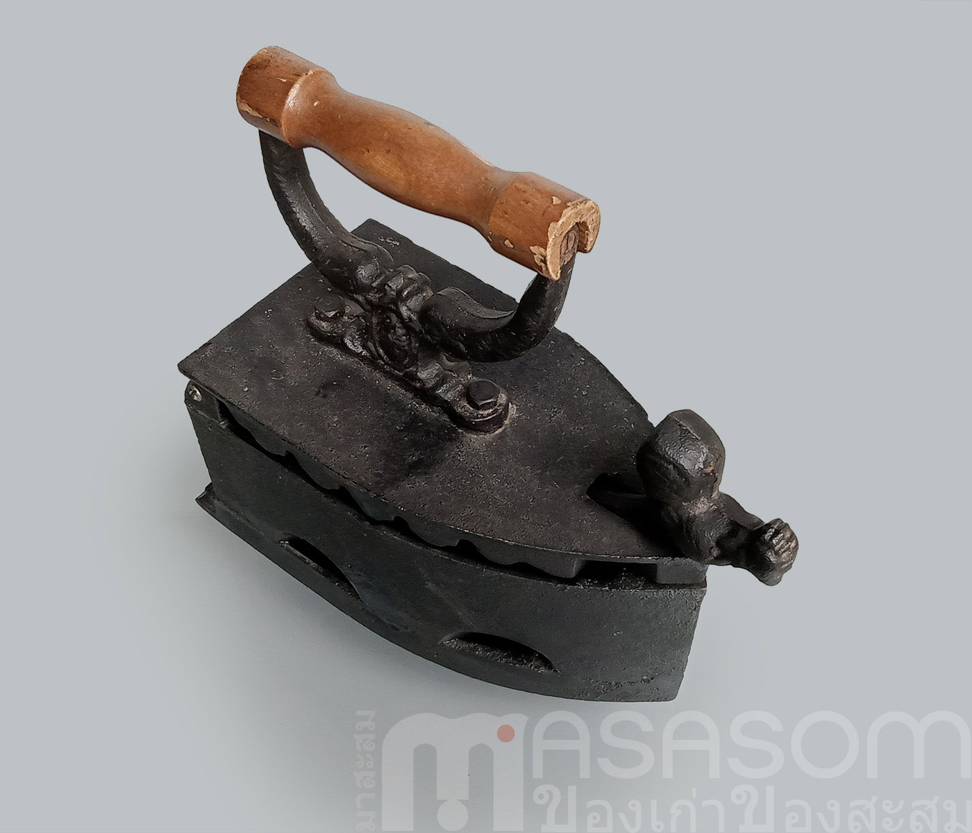 เตารีดหัวไก่เหล็กหล่อเก่ายุโรป