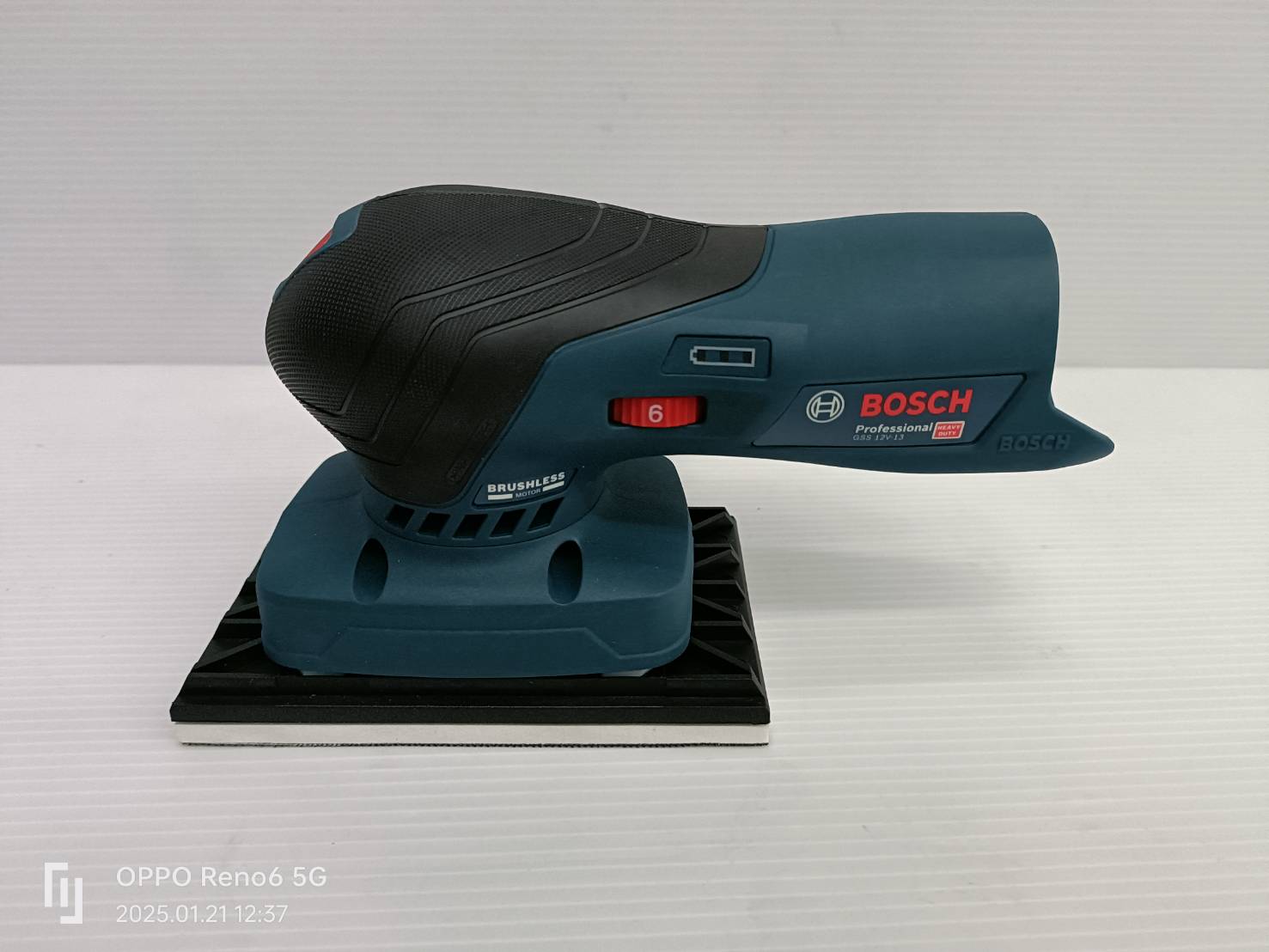 ขัดกระดาษทราย GSS12V-13 BOSCH SOLO 06019L0001