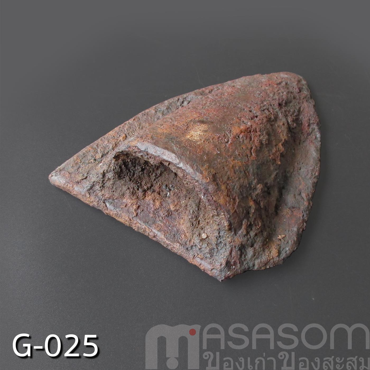 ผานไถโบราณอายุนับร้อยปี